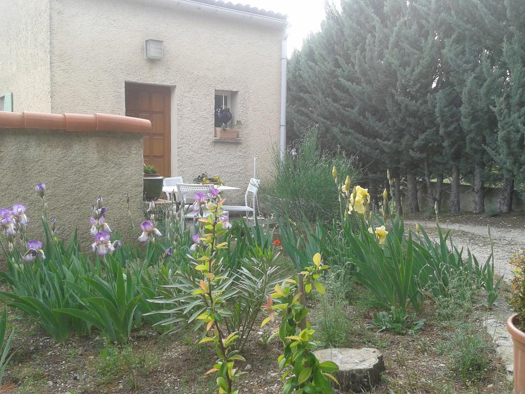 La Petite Maison de Marie Louise Lauris Extérieur photo